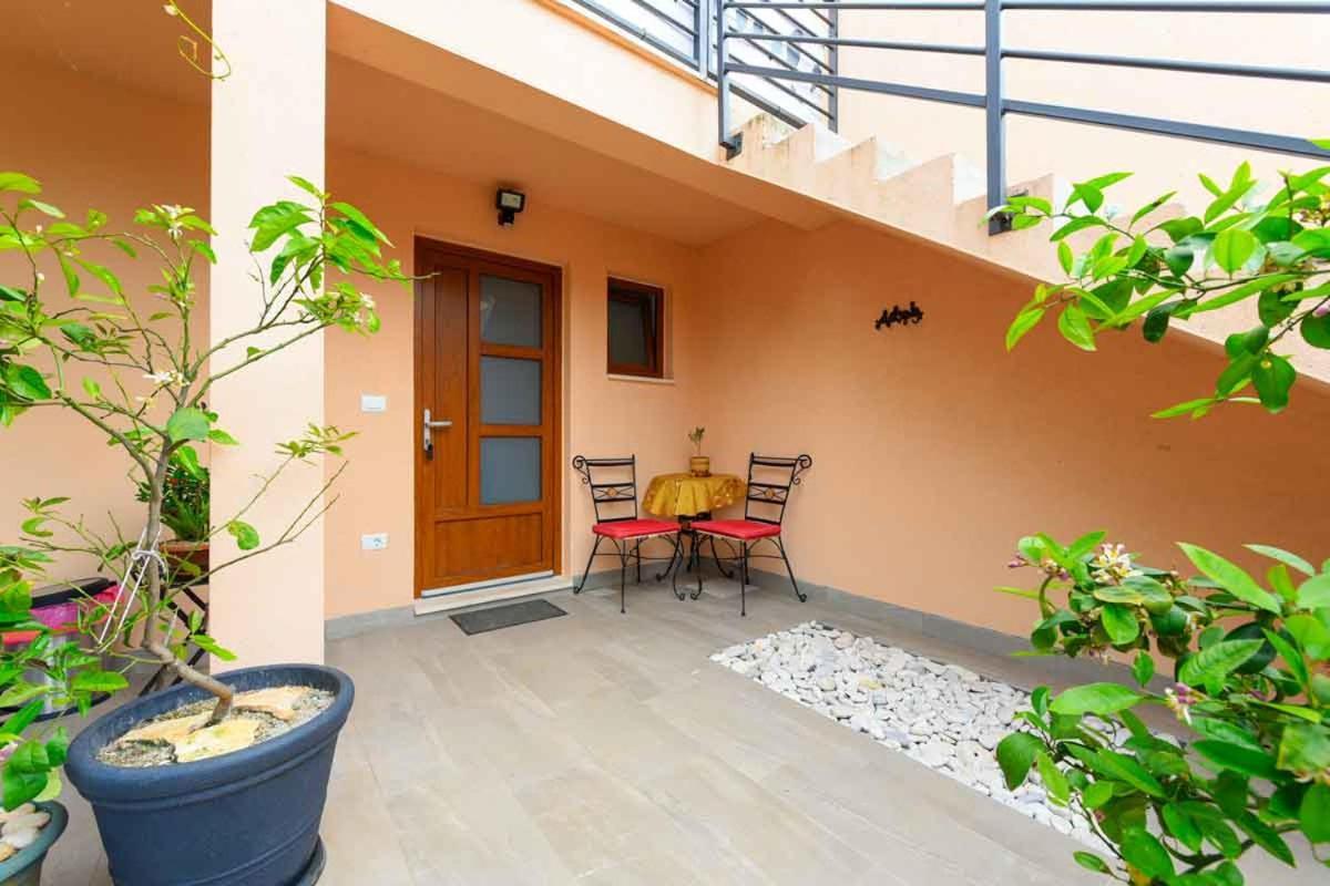 Apartments Ina & Ika Rovinj Exterior foto